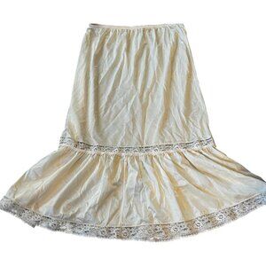 Vintage Ivory Half Flair Slip w/Lace Trim No Tag READ